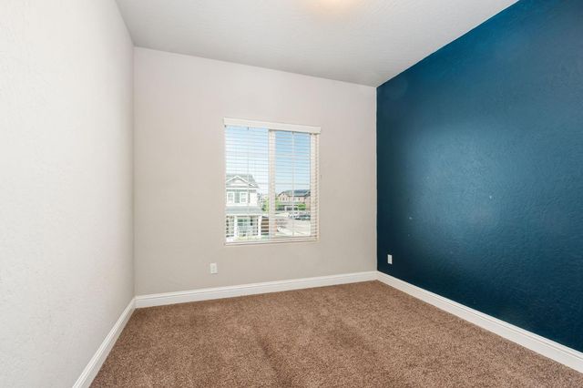 4172 Rialto Avenue, Clovis, CA 93619