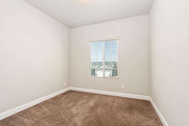 4172 Rialto Avenue, Clovis, CA 93619