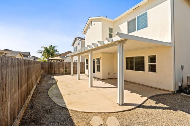 4172 Rialto Avenue, Clovis, CA 93619