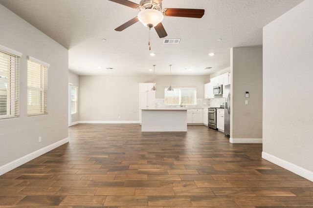 4172 Rialto Avenue, Clovis, CA 93619