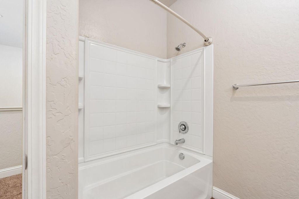 Image 31 of property listing at 4172 Rialto Avenue, Clovis, CA 93619