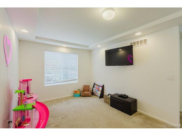 3455 Sandalwood Ln, Johnstown, CO 80534