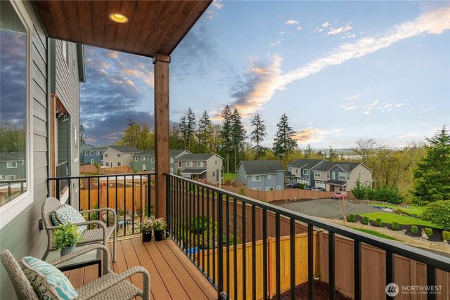 6718 43rd Street NE, Marysville, WA 98270