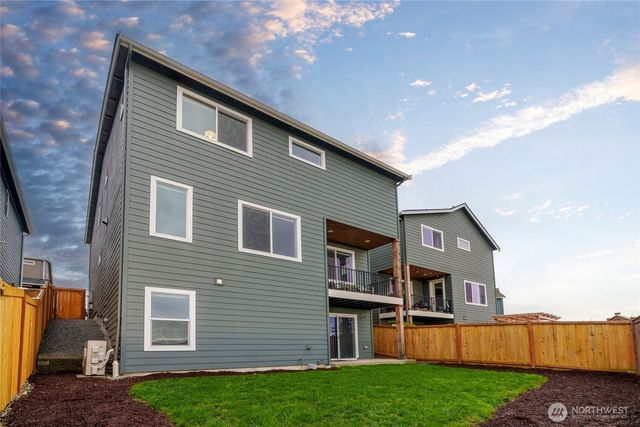 6718 43rd Street NE, Marysville, WA 98270