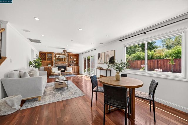 2 Wildwood Pl, Pleasant Hill, CA 94523
