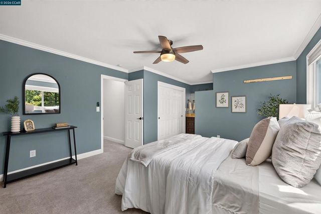 2 Wildwood Pl, Pleasant Hill, CA 94523