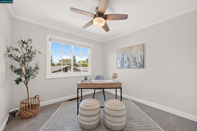 2 Wildwood Pl, Pleasant Hill, CA 94523