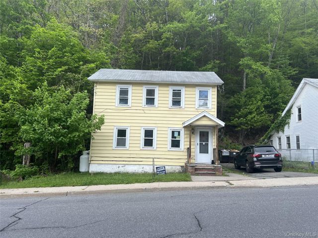 208 Center Street, Ellenville, NY 12428