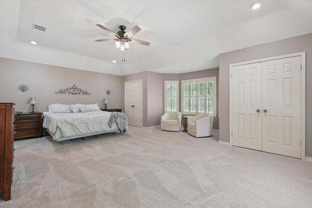 1904 Oak Ridge Trail, Bridgeport, TX 76426