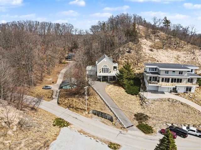 17778 North Shore Estates Road, Spring Lake, MI 49456