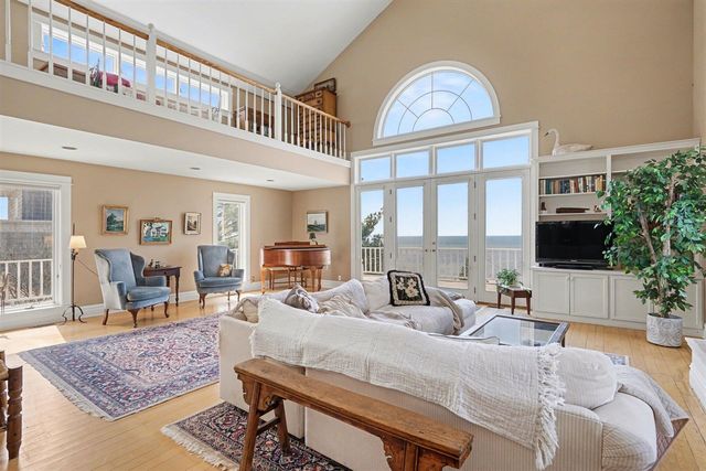 17778 North Shore Estates Road, Spring Lake, MI 49456