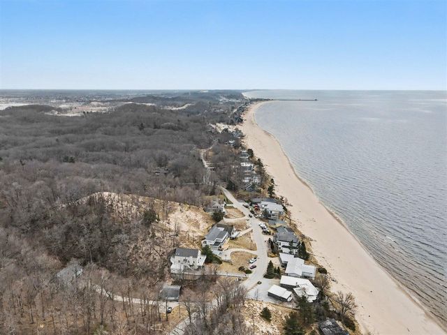 17778 North Shore Estates Road, Spring Lake, MI 49456