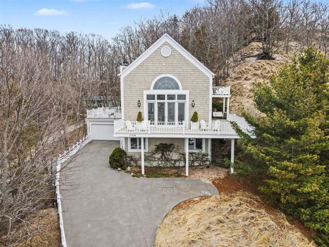 17778 North Shore Estates Road, Spring Lake, MI 49456