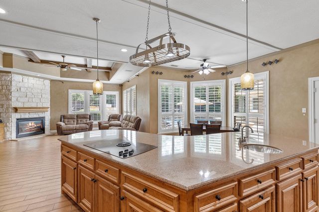 74 W Thymewood Place, The Woodlands, TX 77382