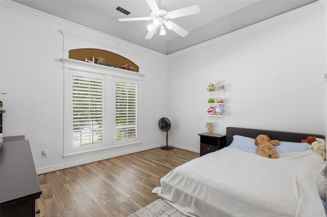 74 W Thymewood Place, The Woodlands, TX 77382