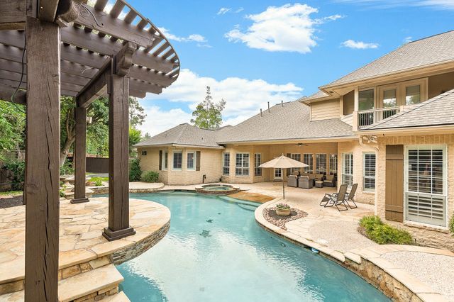 74 W Thymewood Place, The Woodlands, TX 77382