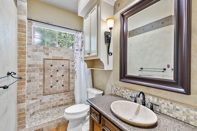 74 W Thymewood Place, The Woodlands, TX 77382