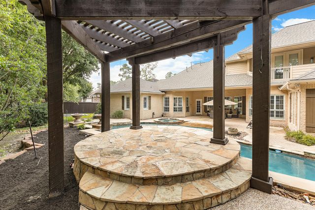 74 W Thymewood Place, The Woodlands, TX 77382
