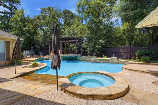 74 W Thymewood Place, The Woodlands, TX 77382