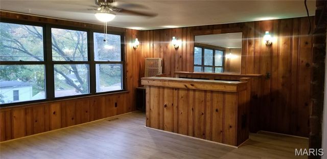6914 Willow Wood Drive, St Louis, MO 63121