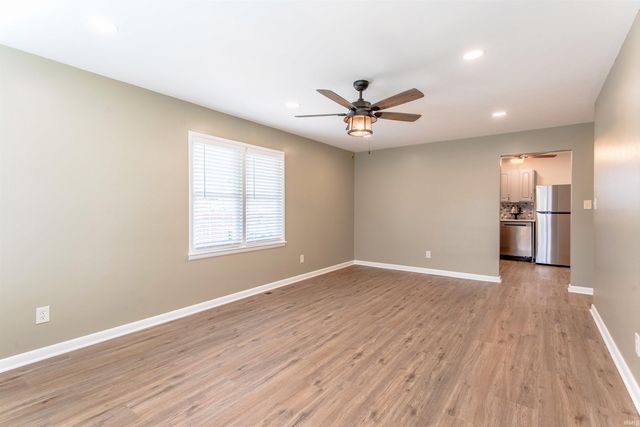 818 Harmon Court, Evansville, IN 47711