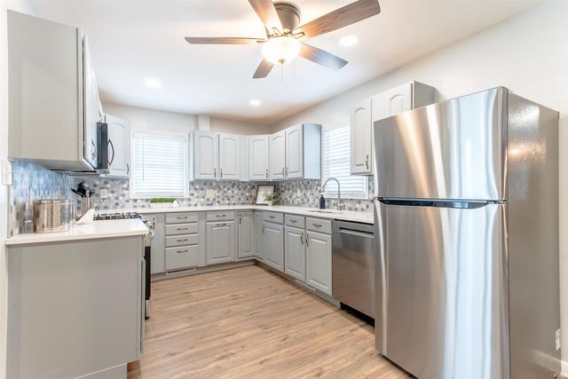 818 Harmon Court, Evansville, IN 47711