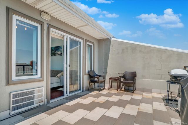 208 Beach 124th Street 6, Far Rockaway, NY 11694