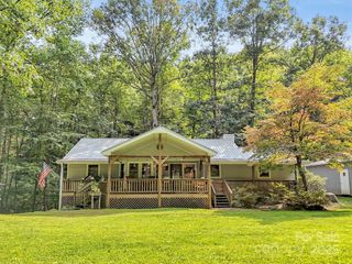 240 Nix Creek Road, Canton, NC 28716