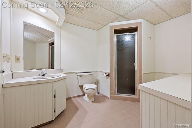 2291 Red Maple Drive, Troy, MI 48098