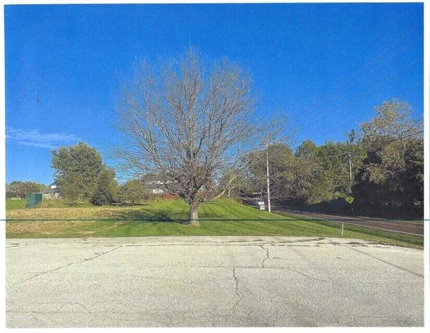 301 E OLD PLANK RD, Columbia, MO 65203