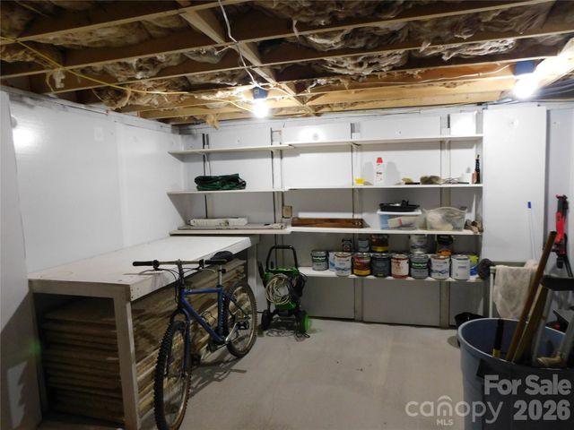 365 Trout Brook Loop, Newland, NC 28657