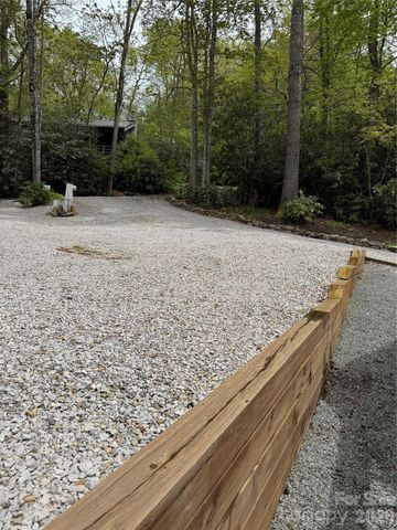 365 Trout Brook Loop, Newland, NC 28657