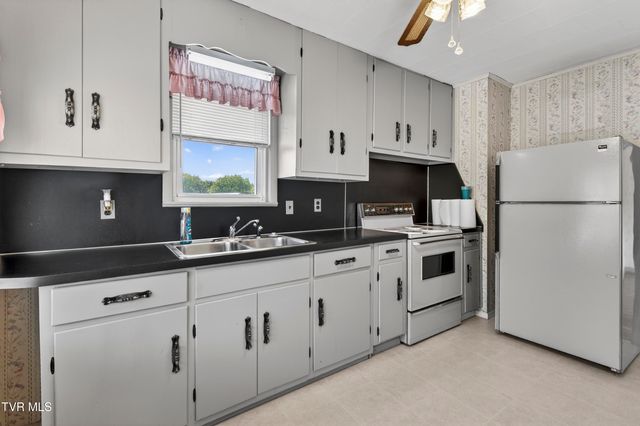 612 Cherry Street, Bristol, TN 37620
