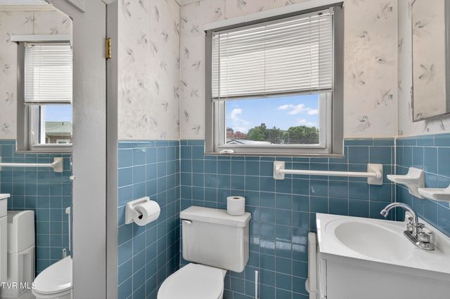 612 Cherry Street, Bristol, TN 37620