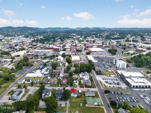 612 Cherry Street, Bristol, TN 37620