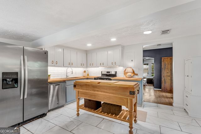 89 Mountain View Road NW, Marietta, GA 30064
