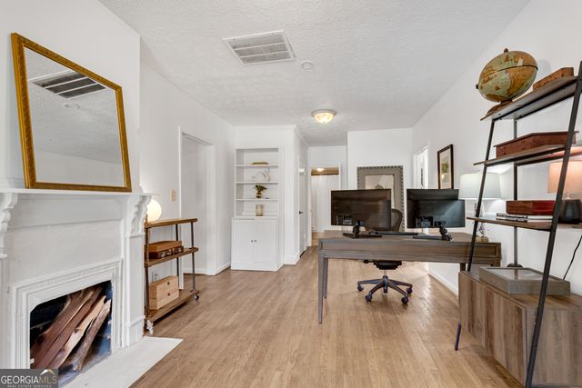 89 Mountain View Road NW, Marietta, GA 30064