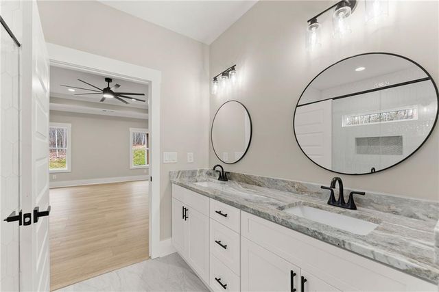 206 Shoals Way, Clarkesville, GA 30523