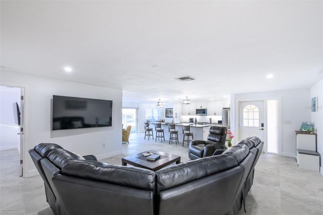 149 CRESCENT DRIVE, Punta Gorda, FL 33950