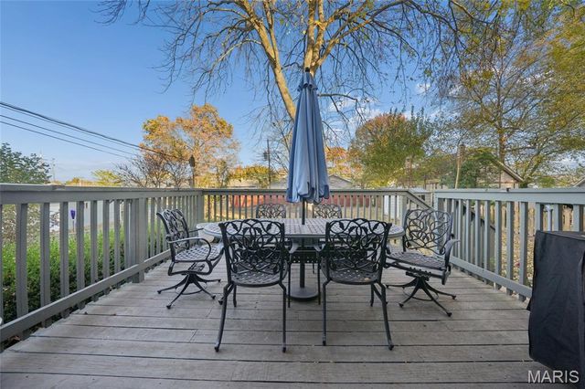 514 Angenette Avenue, Kirkwood, MO 63122