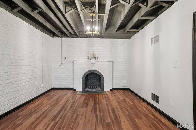 514 Angenette Avenue, Kirkwood, MO 63122