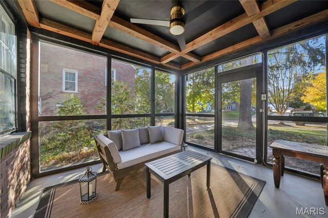 514 Angenette Avenue, Kirkwood, MO 63122