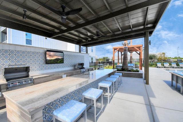 2020 Grandway Drive 5104, Katy, TX 77449
