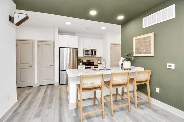 2020 Grandway Drive 5104, Katy, TX 77449