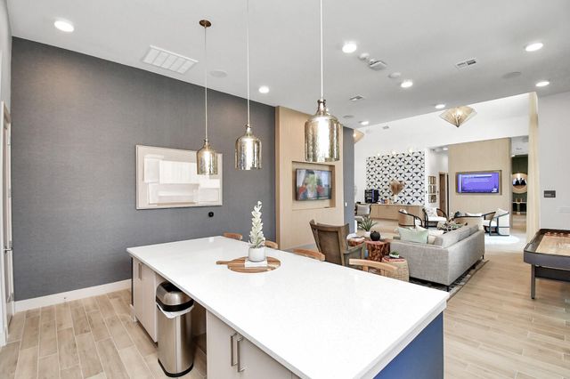 2020 Grandway Drive 5104, Katy, TX 77449