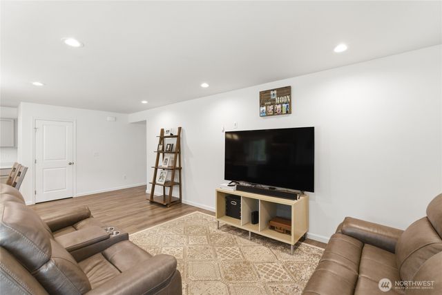 1259 Theo Way, Rock Island, WA 98850