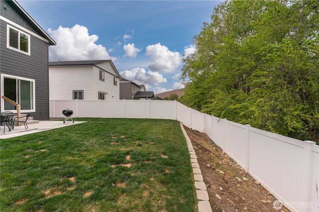 1259 Theo Way, Rock Island, WA 98850