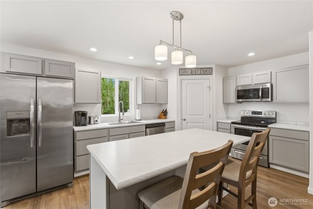 1259 Theo Way, Rock Island, WA 98850