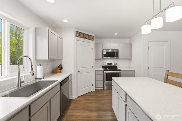 1259 Theo Way, Rock Island, WA 98850