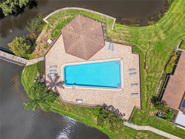 8414 17TH STREET N, St Petersburg, FL 33702